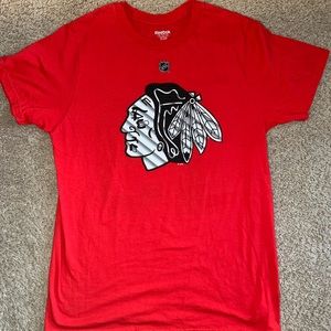 NWOT Chicago blackhawks mens t-shirt! Jonathan Toews #19